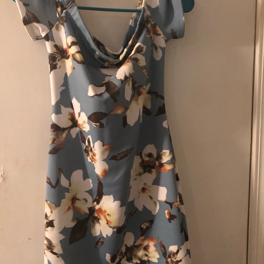 Floral off the shoulder mini dress